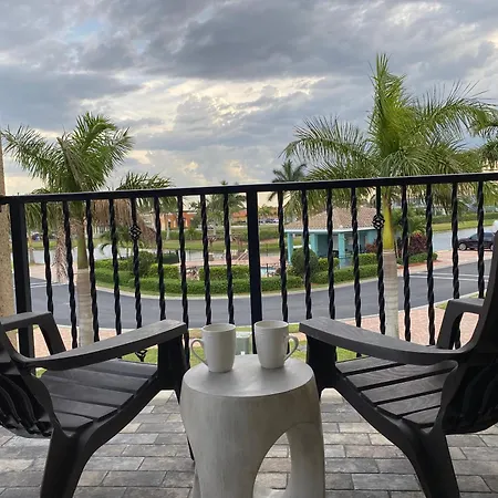 Bello 8 Beachside
